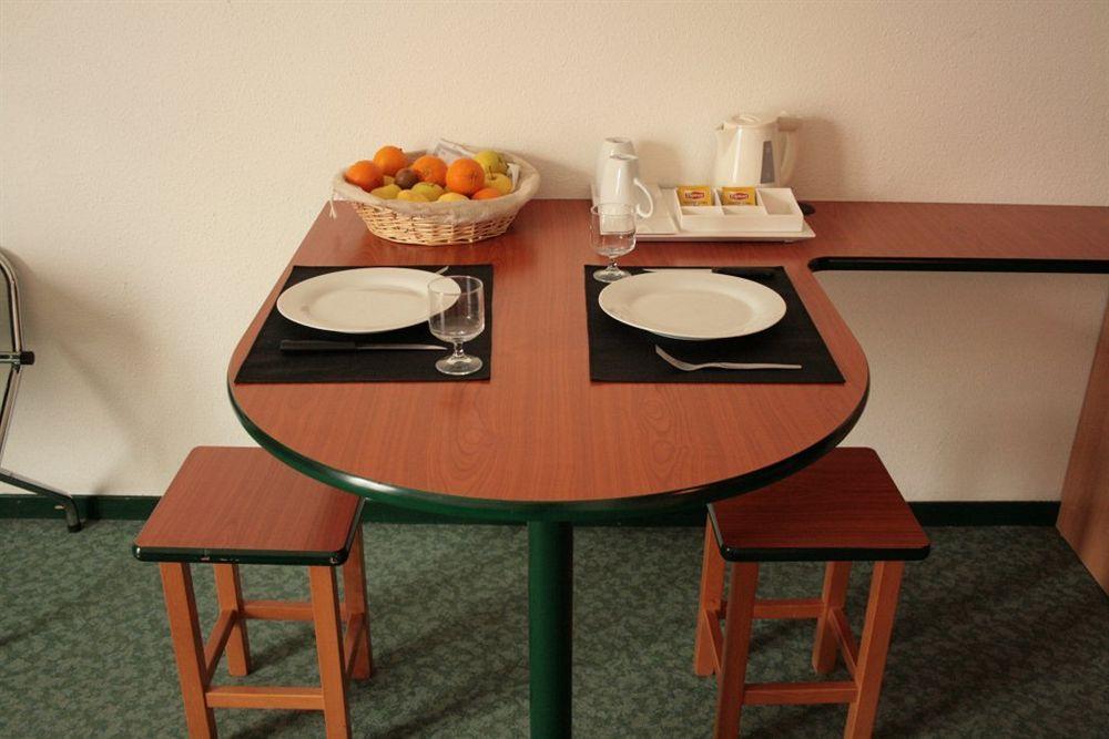 Appart'Hotel Victoria Garden Pau Zewnętrze zdjęcie